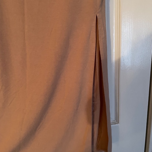 H&M Jersey Skirt with Slit - Picture 2 of 3